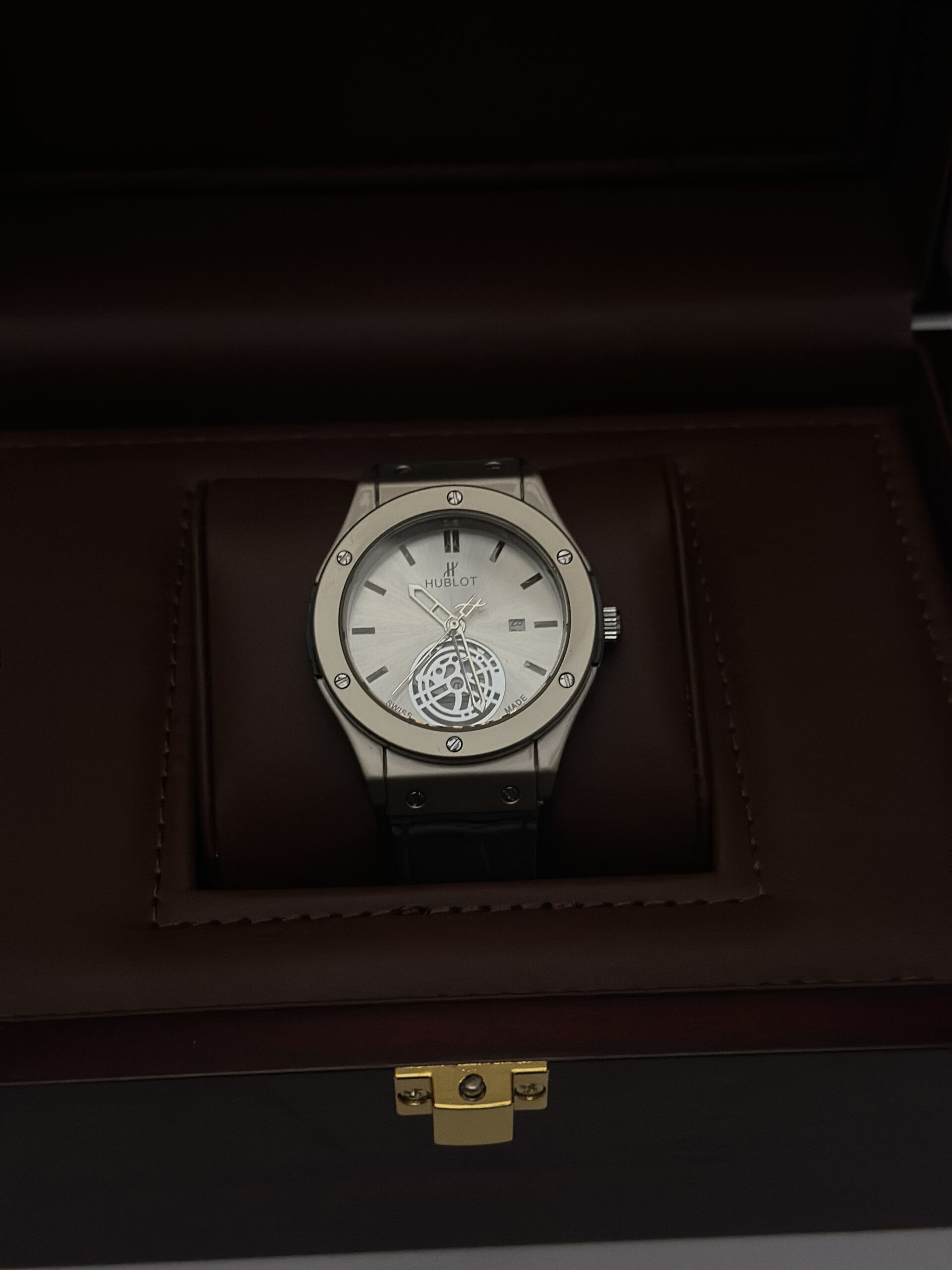 Hublot Classic Fusion White Titanium with Silver Dial & Gray Leather Silicon Strap - Image 4