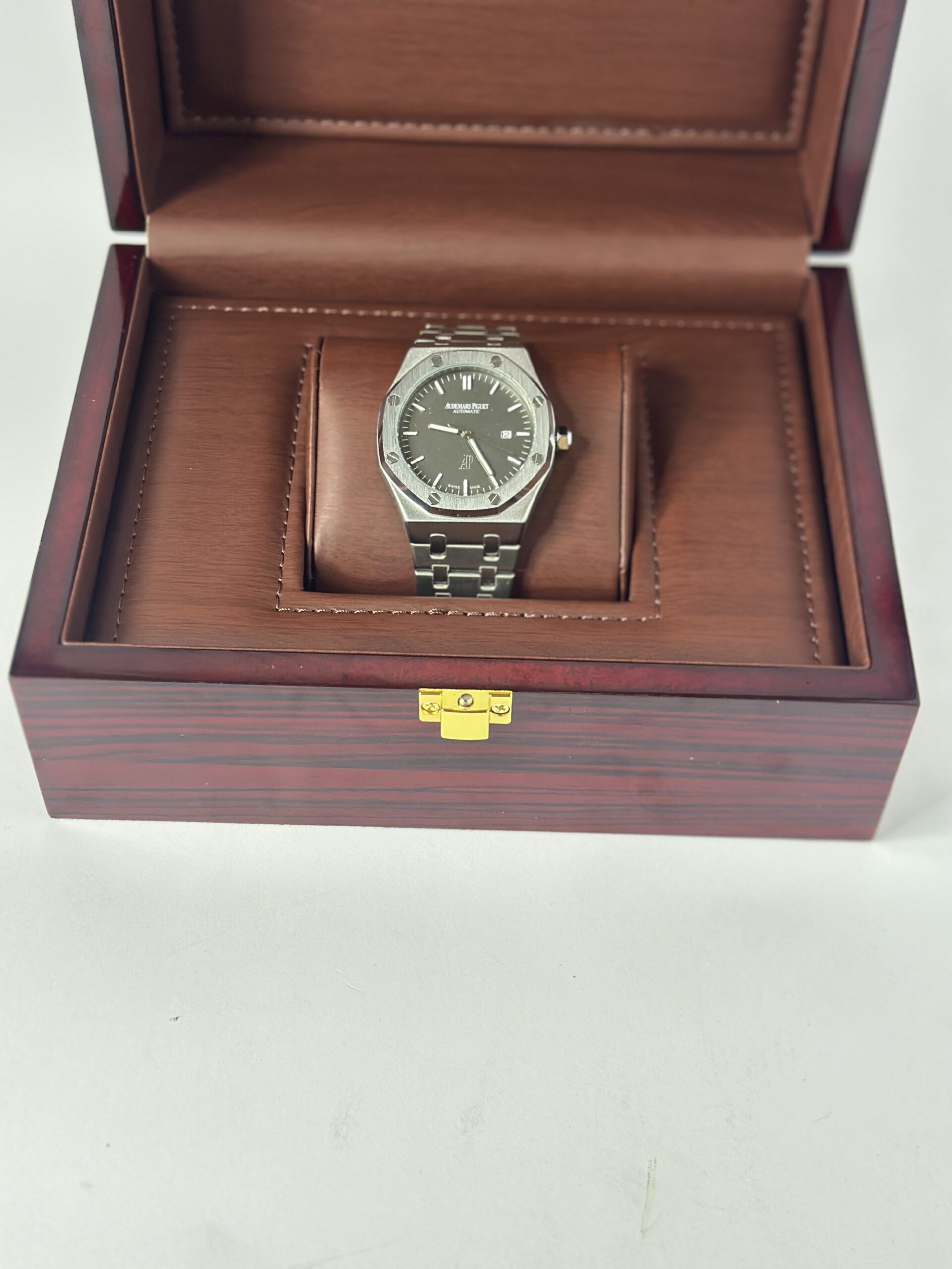 Audemars Piguet Royal Oak Black Dial & Stainless Steel Silver Bracelet - Image 5