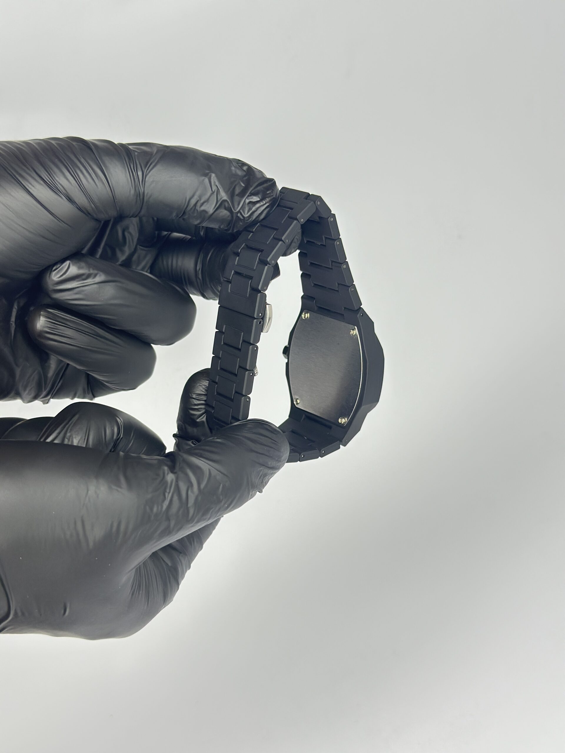 Black Arabic Aura – Jet Black Arabic Dial with Smooth Chain - Image 3