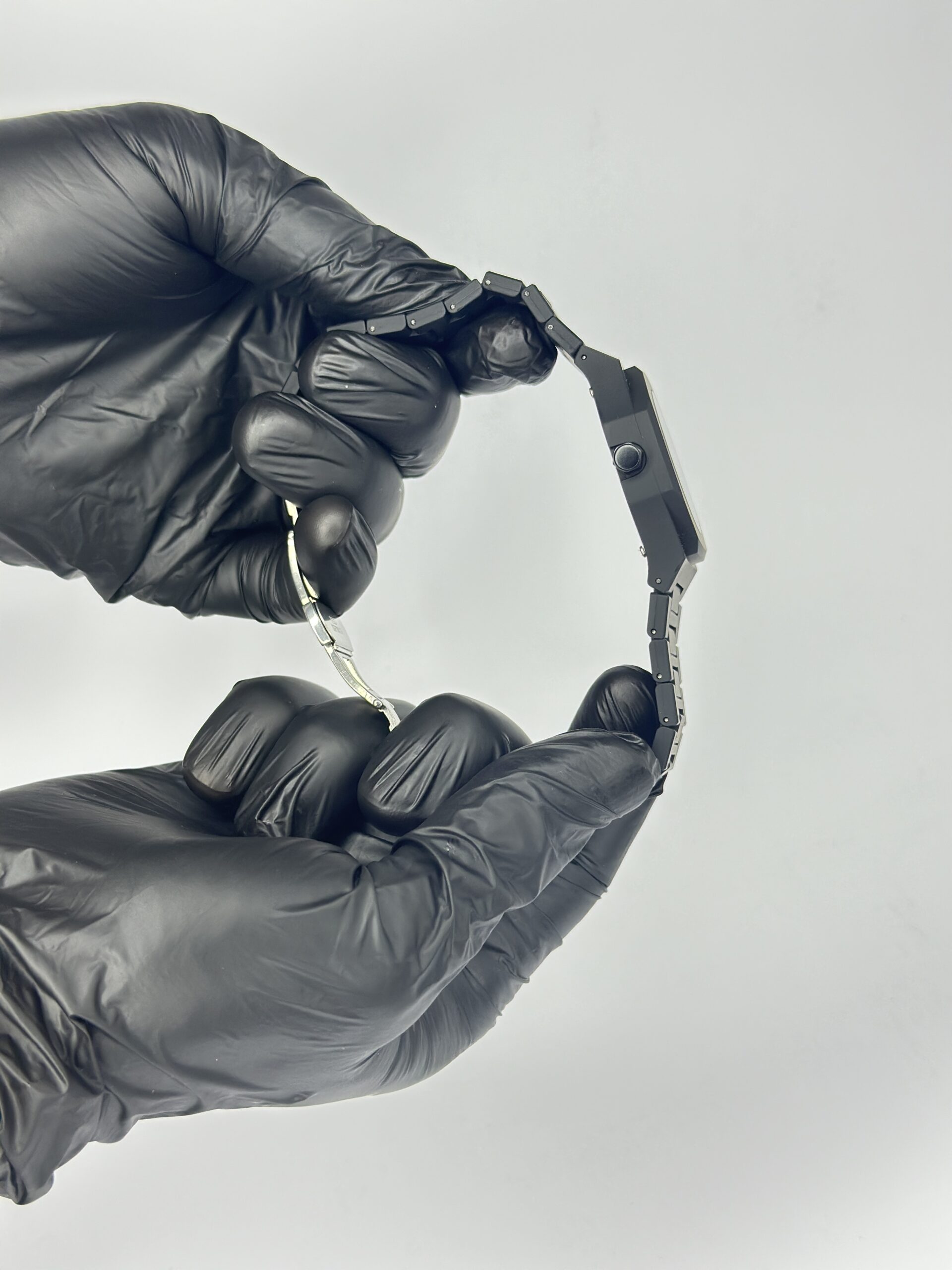 Black Arabic Aura – Jet Black Arabic Dial with Smooth Chain - Image 4