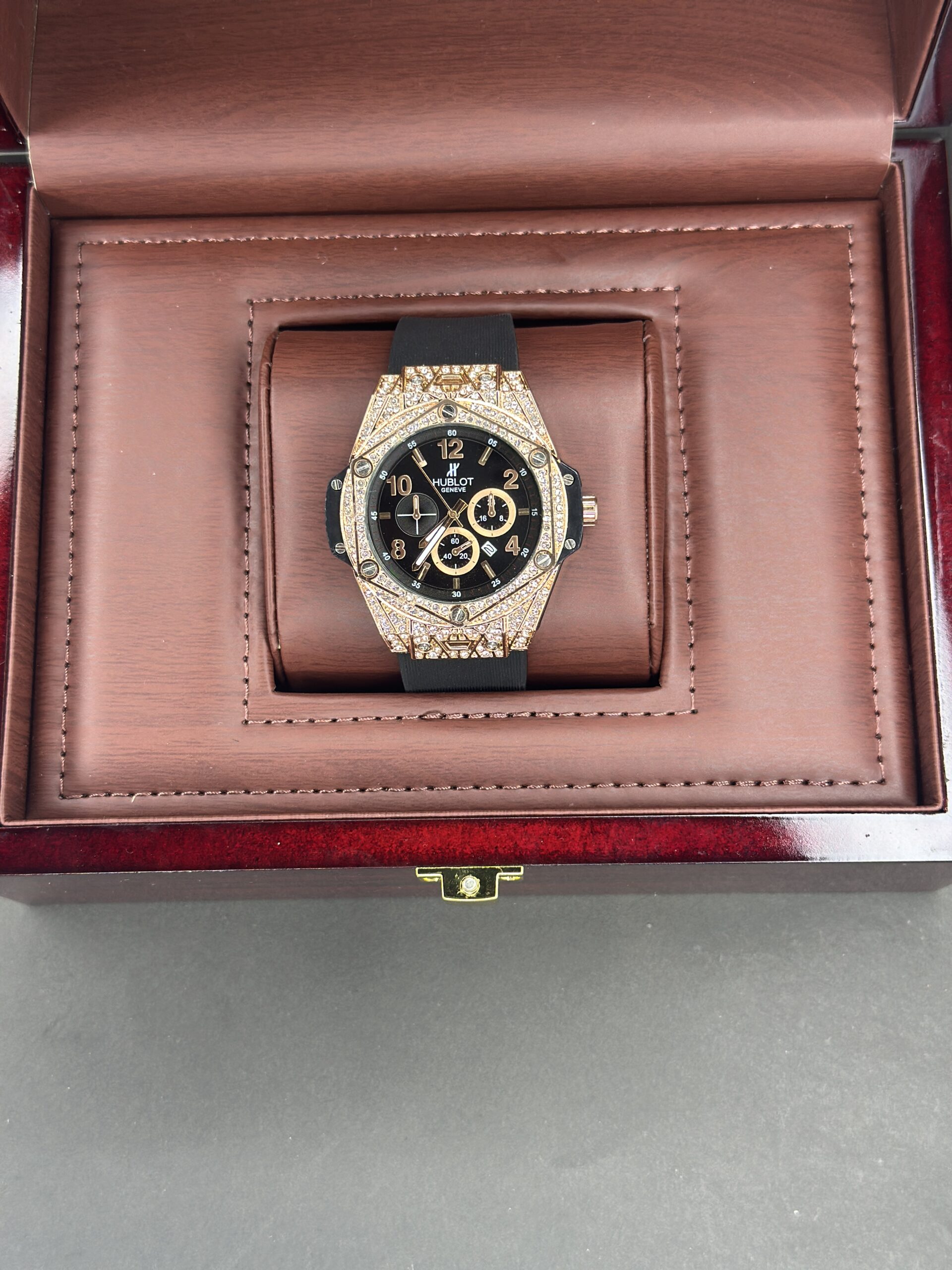 Hublot Classic Fusion Black Dial With Chronograph - Image 5